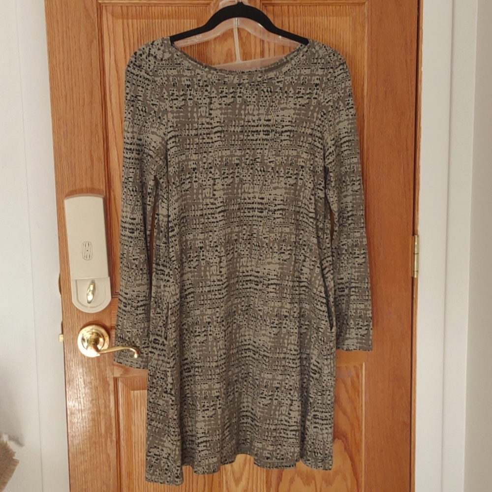 PACT Brand New Organic Cotton Dress. Long sleeve. Size M. A line style.